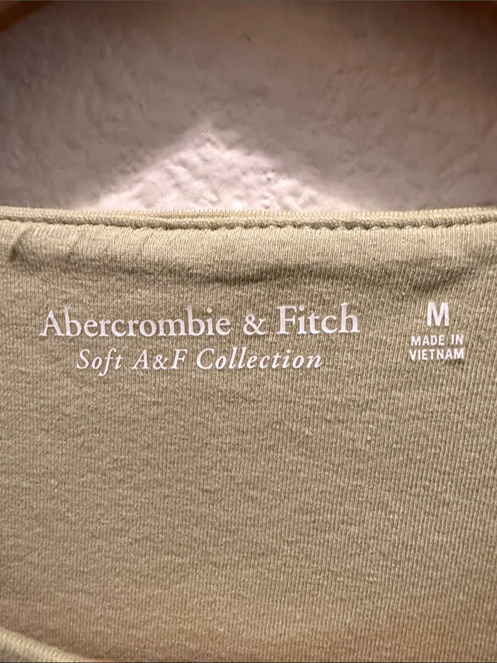 Abercrombie  Short-Sleeve Crewneck Bodysuit Sage M Model Off Duty 90s Y2K Style - Picture 2 of 3